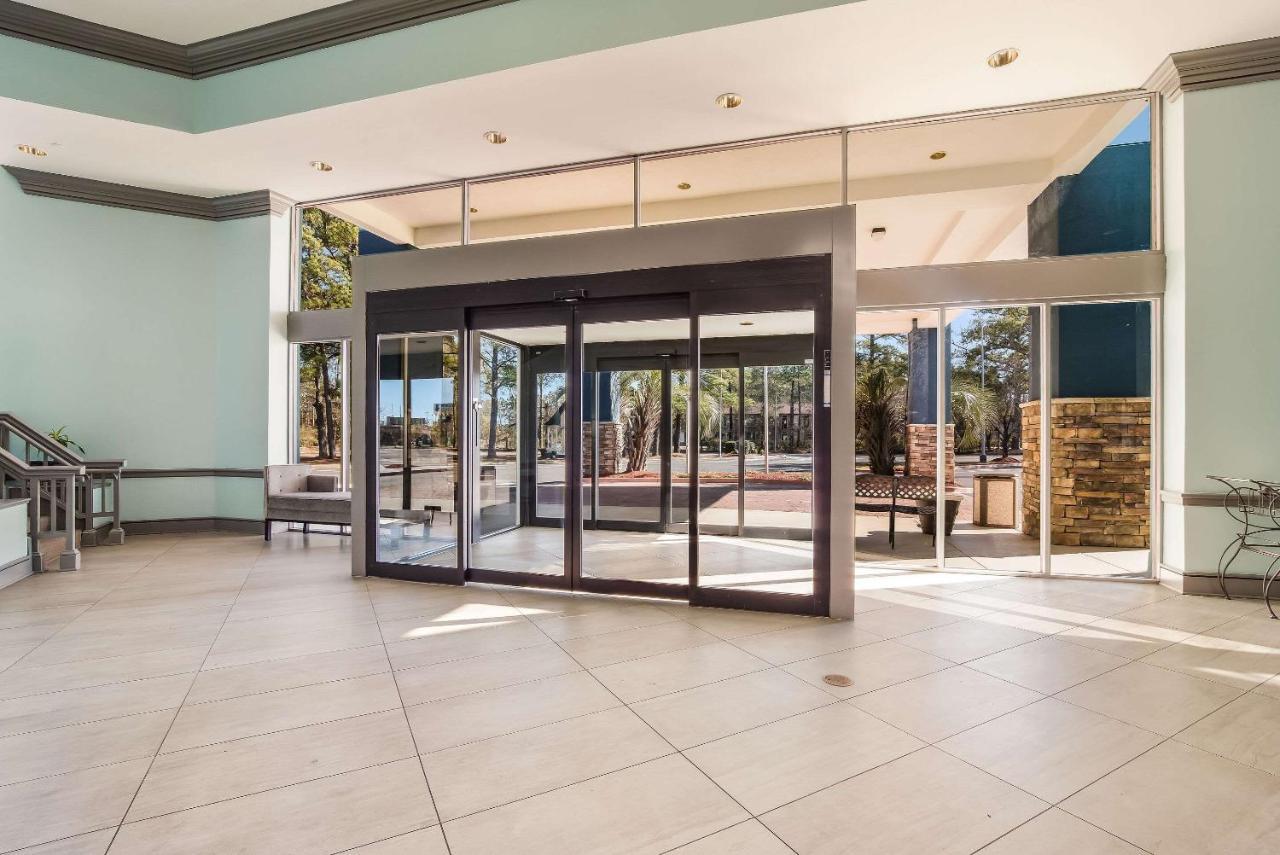 Mainstay Suites Флоренс Экстерьер фото