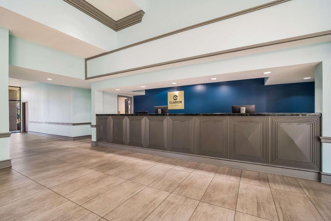 Mainstay Suites Флоренс Экстерьер фото